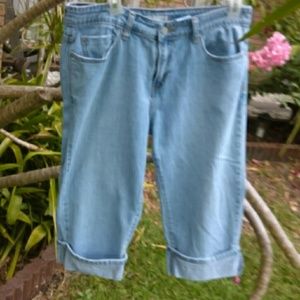 Pants blue jean capris levis